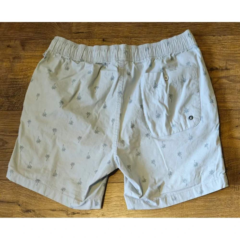 TRUNKS SURF & SWIM CO. STRETCH CHINO PALM PULL-ON LIGHT DENIM SHORTS SIZE MEDIUM